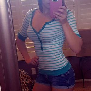 Hollister teal & white tunic